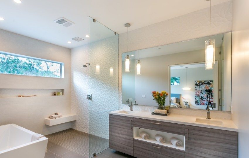 Існує два типи вентиляторів для ванних кімнат: осьові і   канальні