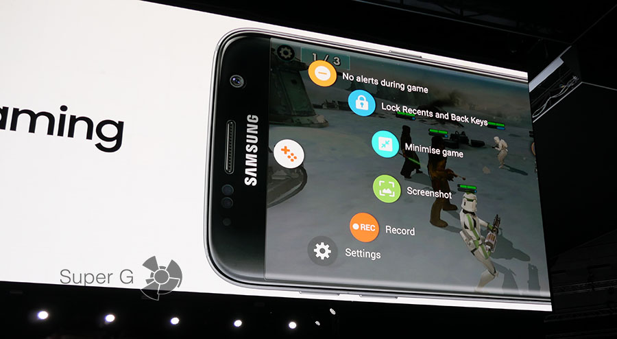 Для цього в смартфони встановлено програмний вузол Game launcher, який каталогізує всі іграшки в одному місці, дозволяє відрубати всі повідомлення під час гейминга, відповідає за запис відео з екрану пристрою, робить скріншоти і так далі