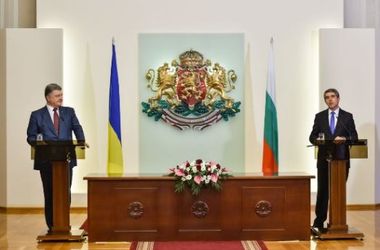 30 червня 2016, 13:21 Переглядів:   Порошенко з президентом Болгарії Плевнелієвим