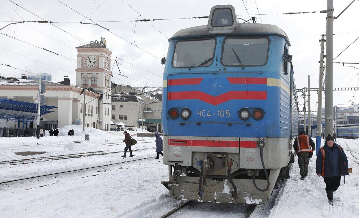 У квітні «Укрзалізниця» продовжила маршрут поїзда Баку-Харків до Києва