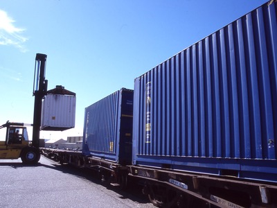 Залізничні вантажоперевезення - економічно вигідна послуга, яку пропонує компанія «ПЕК РАС Логістик»